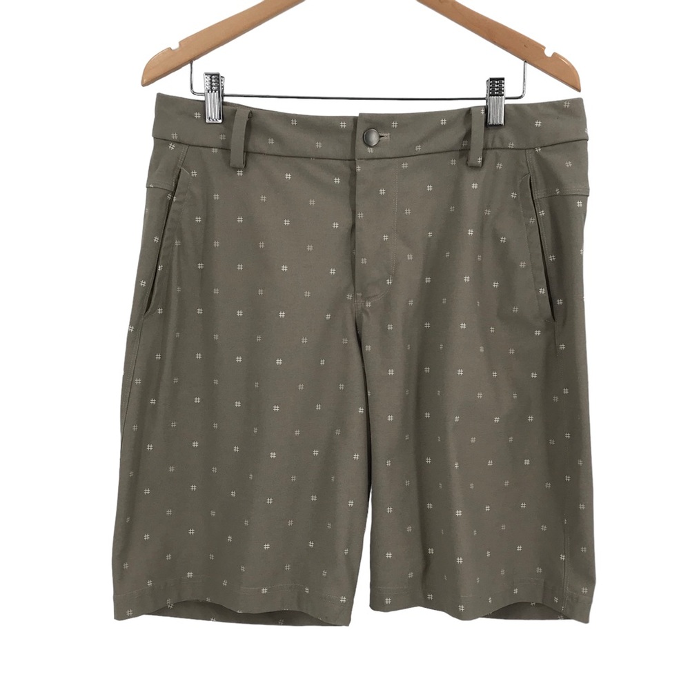 Lululemon Callahan Hashtag Shorts Men’s 36 Olive Green Flat Front Casual Golf